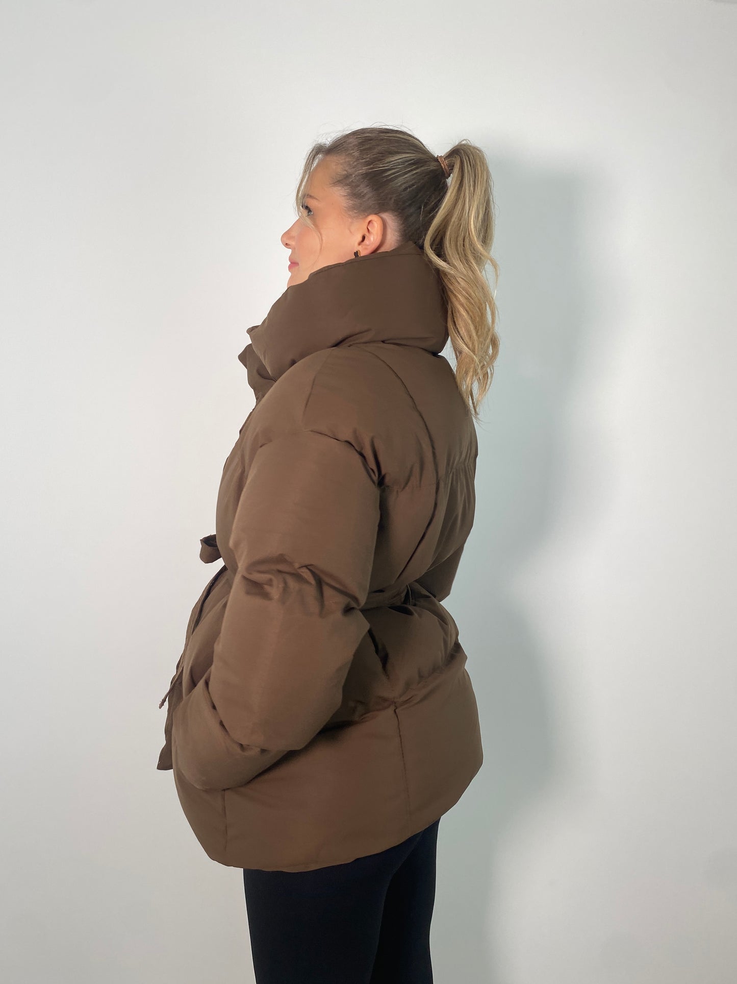 Braune Pufferjacke