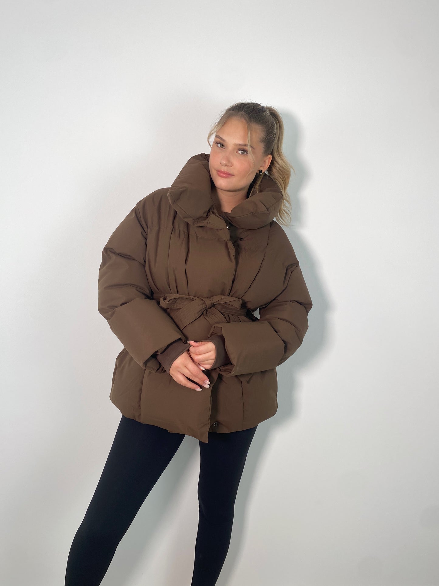 Braune Pufferjacke