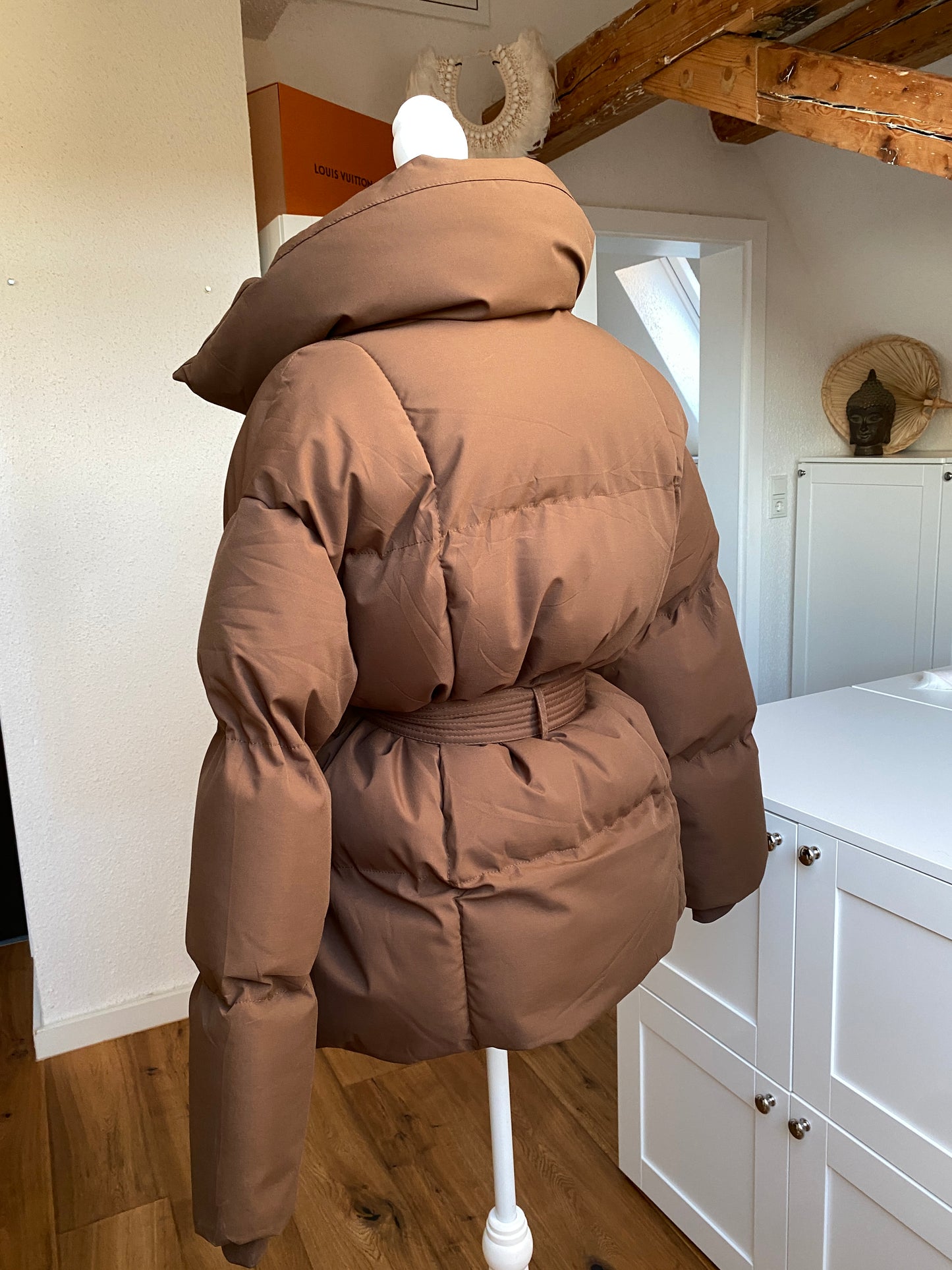 Braune Pufferjacke