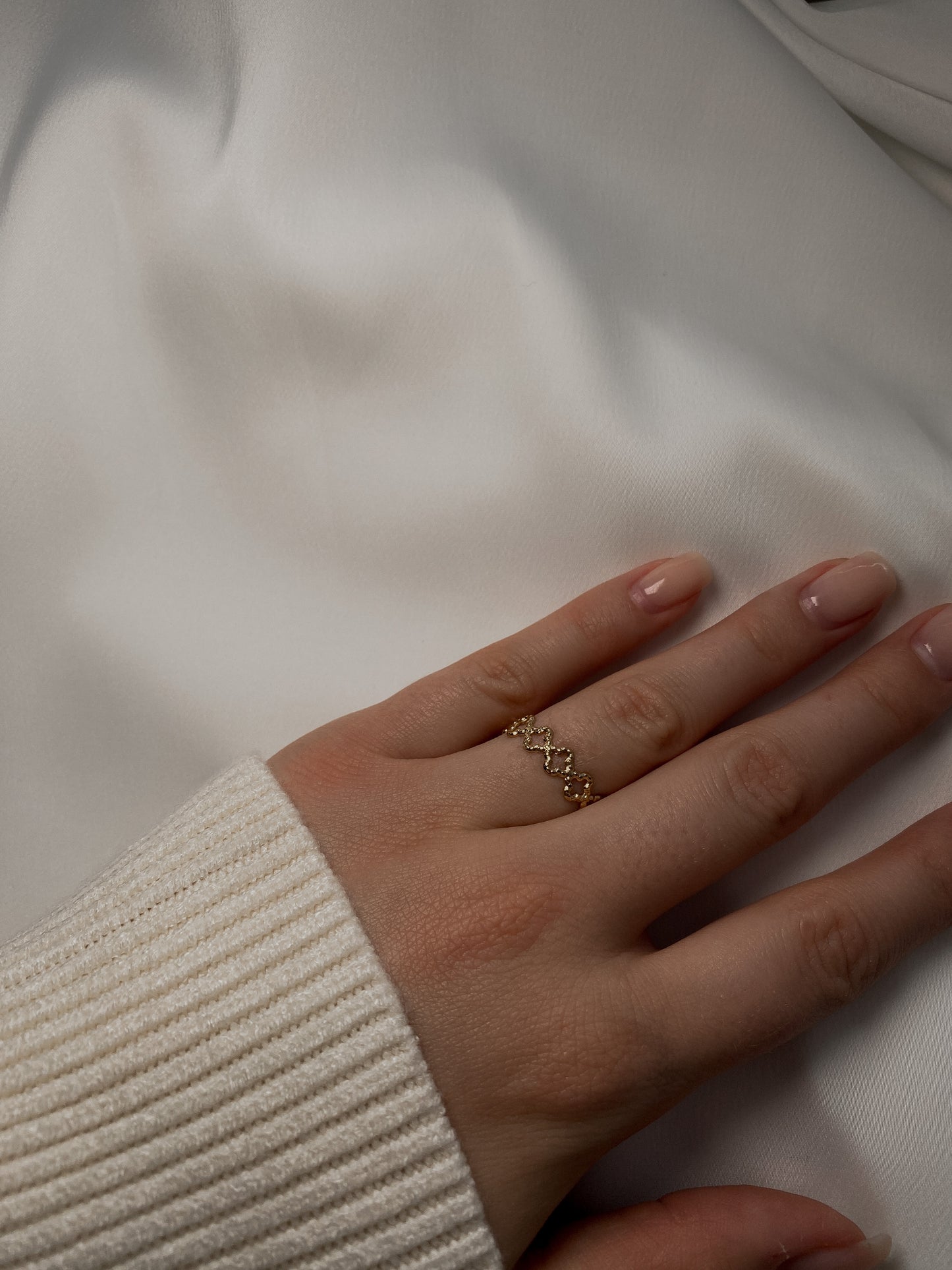 Glamorous Ring